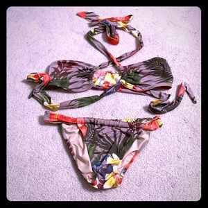 Wraparound Floral Victoria’s Secret bikini